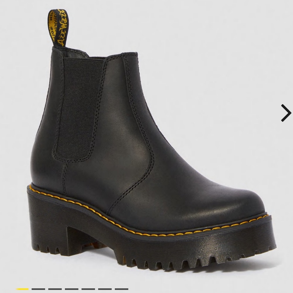 dr. martens rometty heel boots